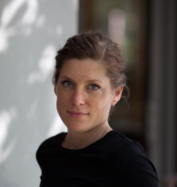 Portrait picture of the author Lisa Henke