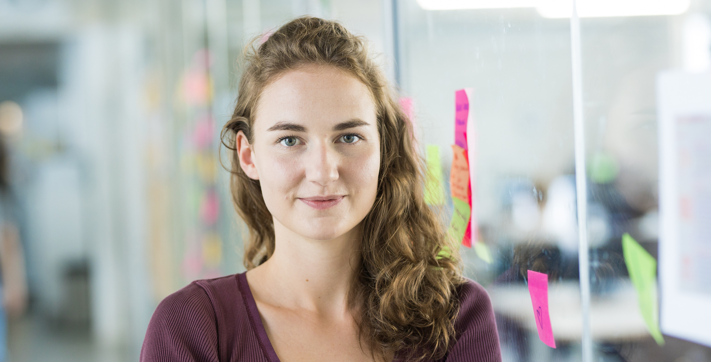 A portrait photo of Software Developer Frederike.