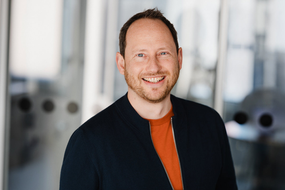 Porträtbild von Elias Barrasch