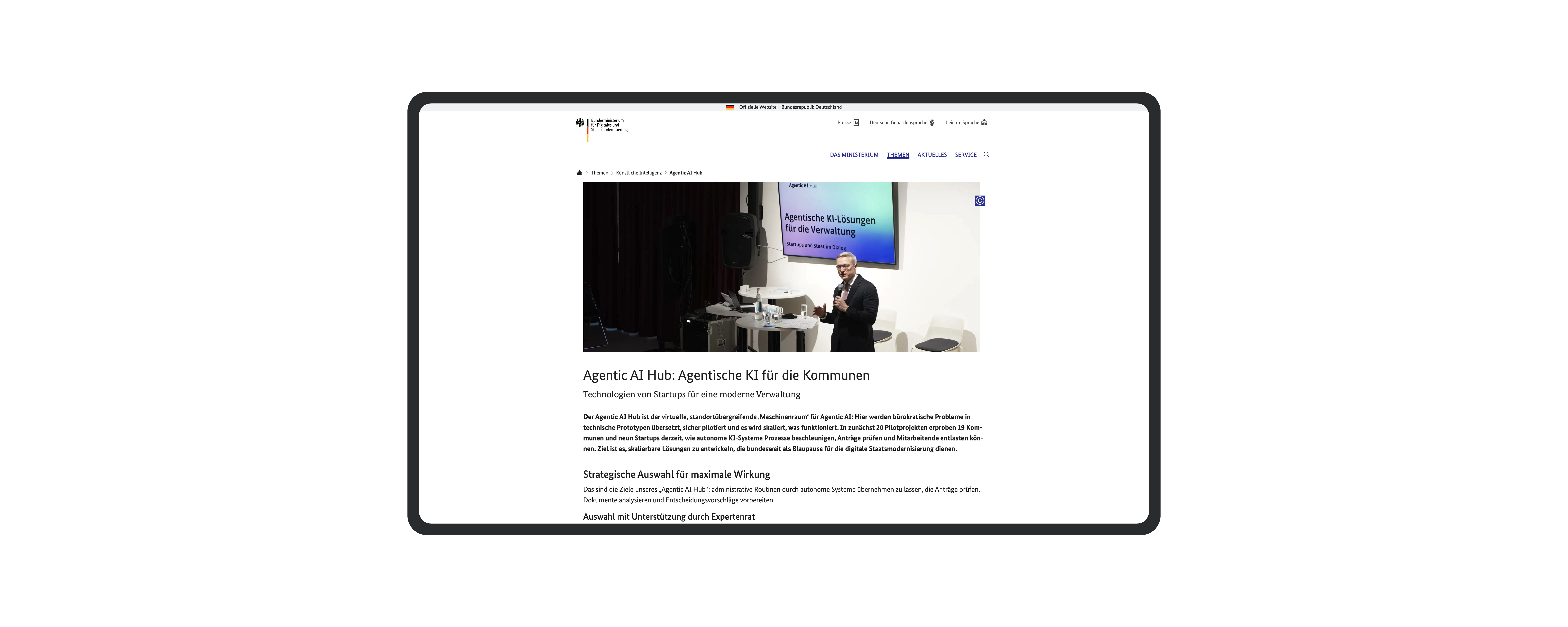 Screenshot of the website of the Federal Ministry for Digital Transformation and Government Modernisation on the topic “Agentic AI Hub: Agent-based AI for Local Governments.” The main photo shows Karstel Wildberger giving a presentation in front of a screen bearing the caption “Agent-based AI Solutions for Public Administration.”